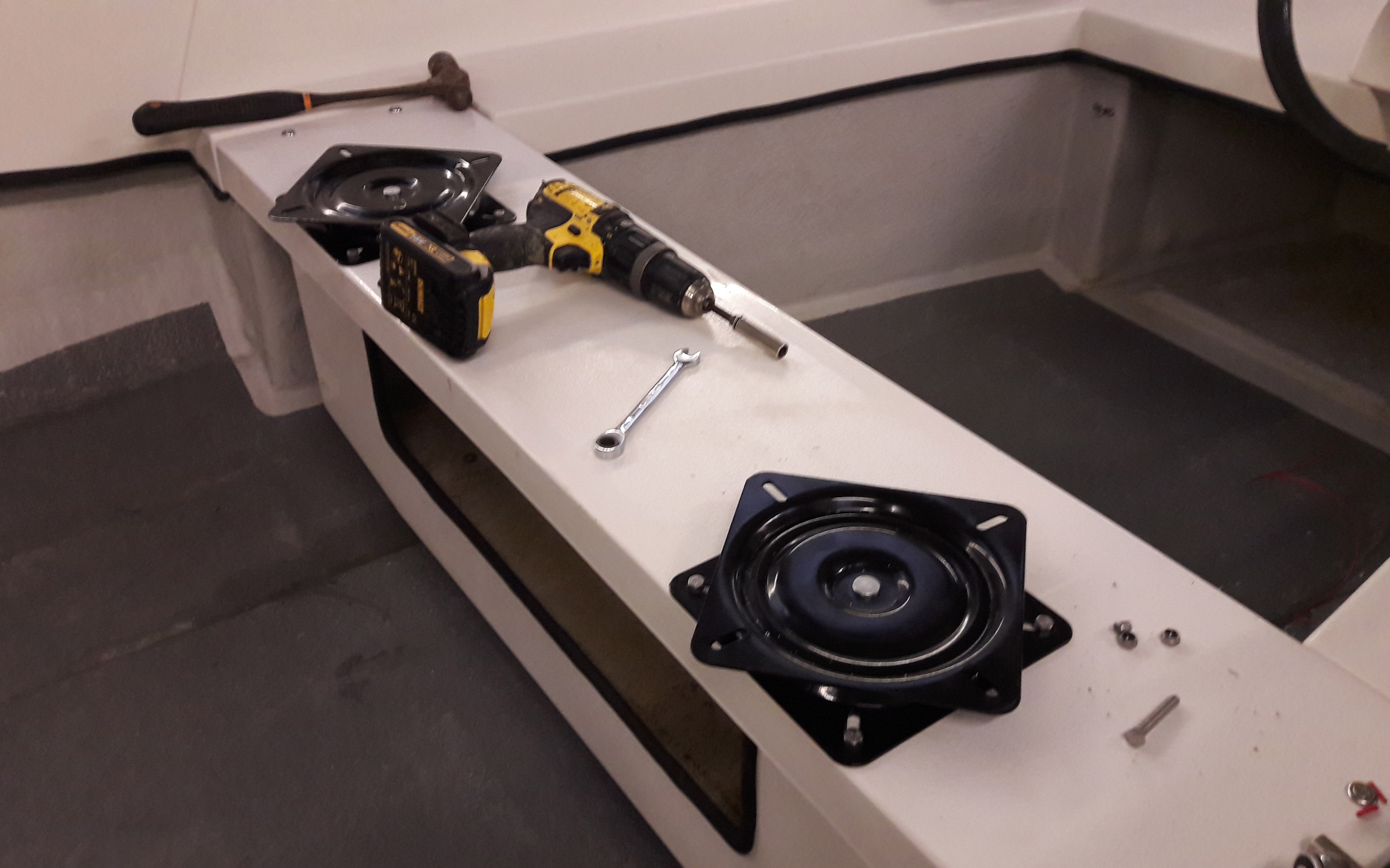 Orkney 440 Boat Refit -Seats Bilge Pump Battery Cut Off Switch